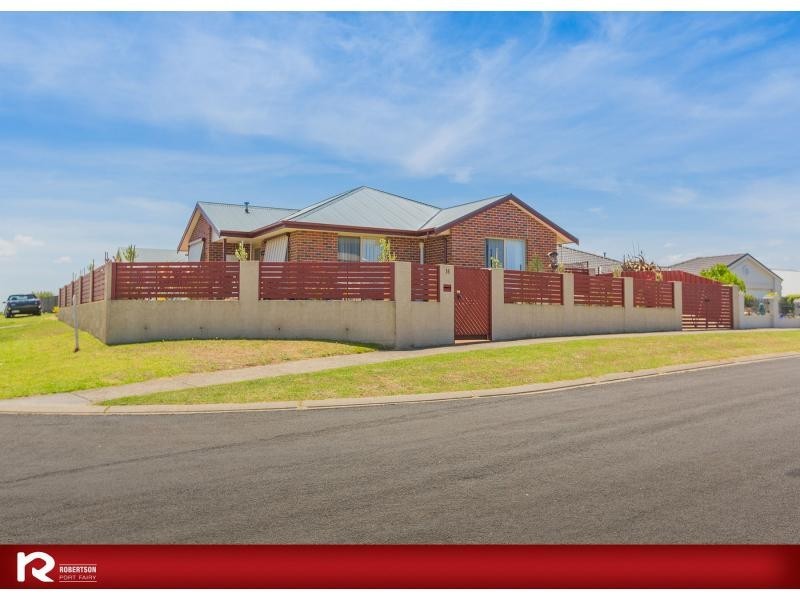 16 Dyson Street, Port Fairy VIC 3284