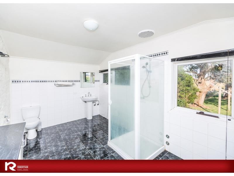 150 Princes Highway, Port Fairy VIC 3284