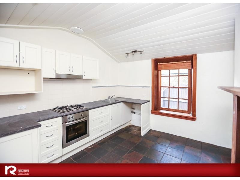 150 Princes Highway, Port Fairy VIC 3284
