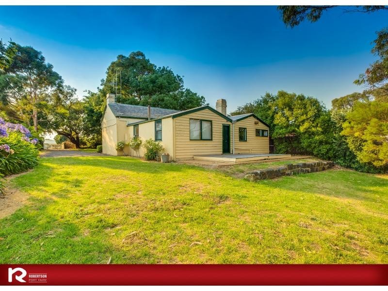 150 Princes Highway, Port Fairy VIC 3284