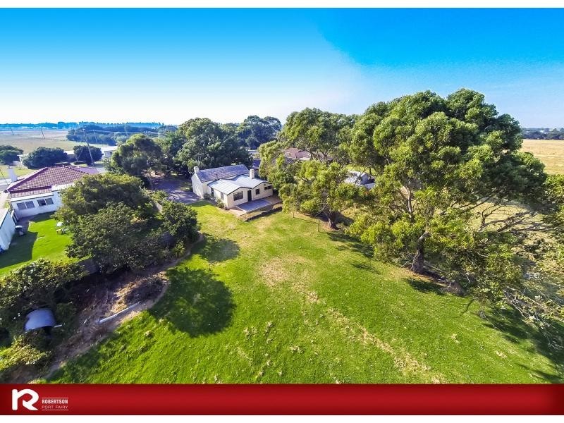 150 Princes Highway, Port Fairy VIC 3284
