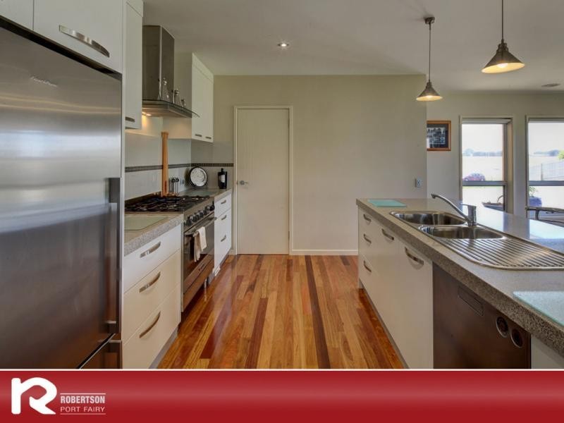 7 Atkins Crescent, Port Fairy VIC 3284
