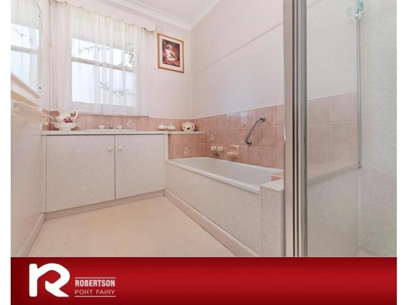 18 Barclay Street, Port Fairy VIC 3284