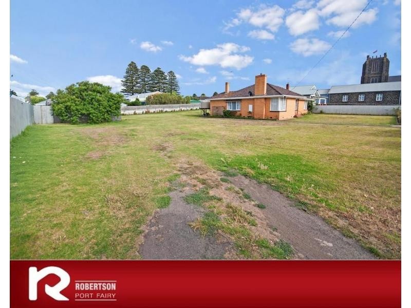 18 Barclay Street, Port Fairy VIC 3284