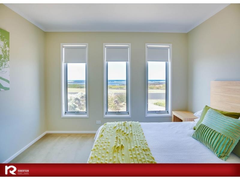 26 Ocean Drive, Port Fairy VIC 3284