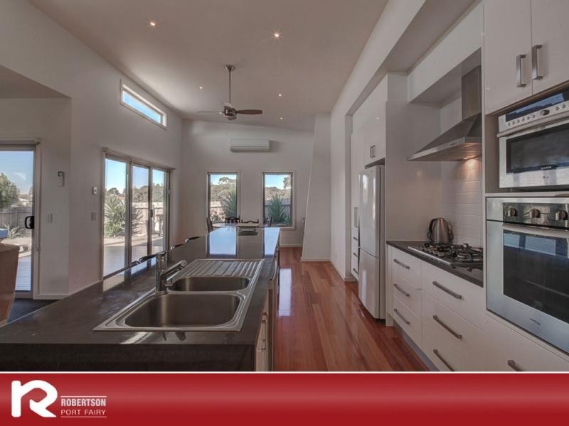 43 Baden Powell Drive, Port Fairy VIC 3284