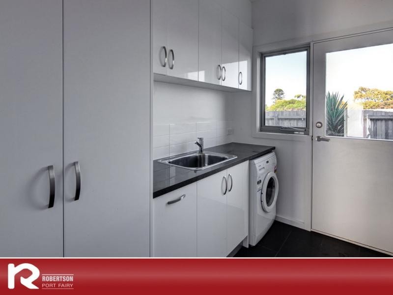 43 Baden Powell Drive, Port Fairy VIC 3284