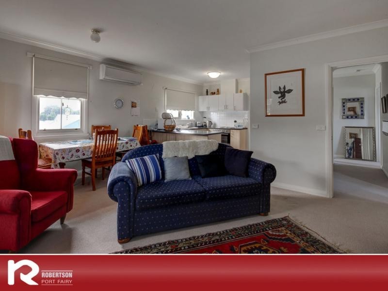 1/12 Bank Street, Port Fairy VIC 3284