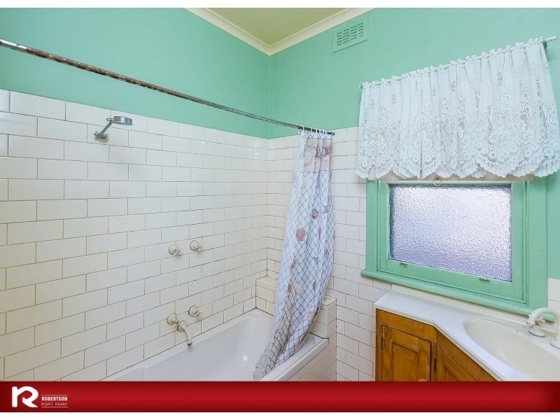 31 Villiers Street, Port Fairy VIC 3284