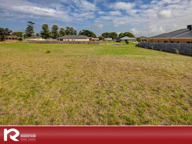 L16 – 27/32 Baden Powell Drive, Port Fairy VIC 3284