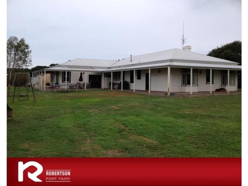 1352 Hamilton Highway, Port Fairy VIC 3284