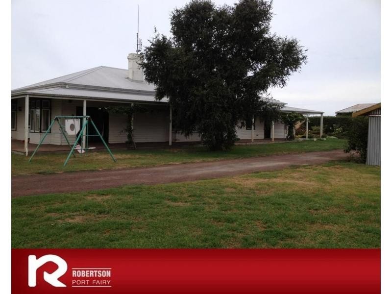 1352 Hamilton Highway, Port Fairy VIC 3284