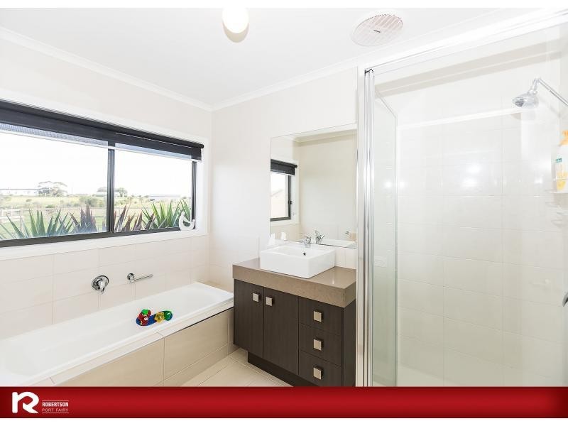 122 Model Lane, Port Fairy VIC 3284