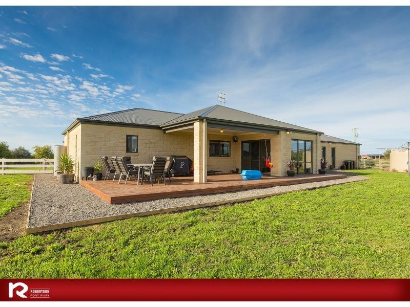 122 Model Lane, Port Fairy VIC 3284