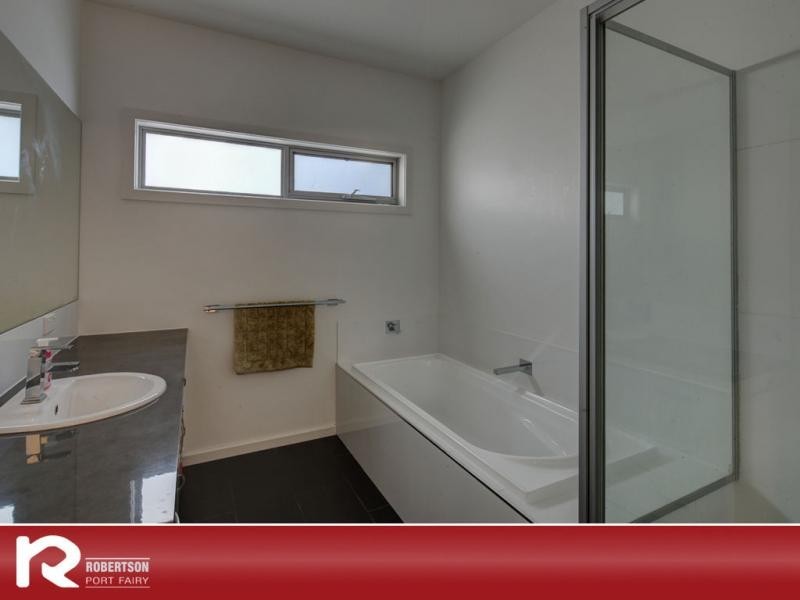 43 Baden Powell Drive, Port Fairy VIC 3284