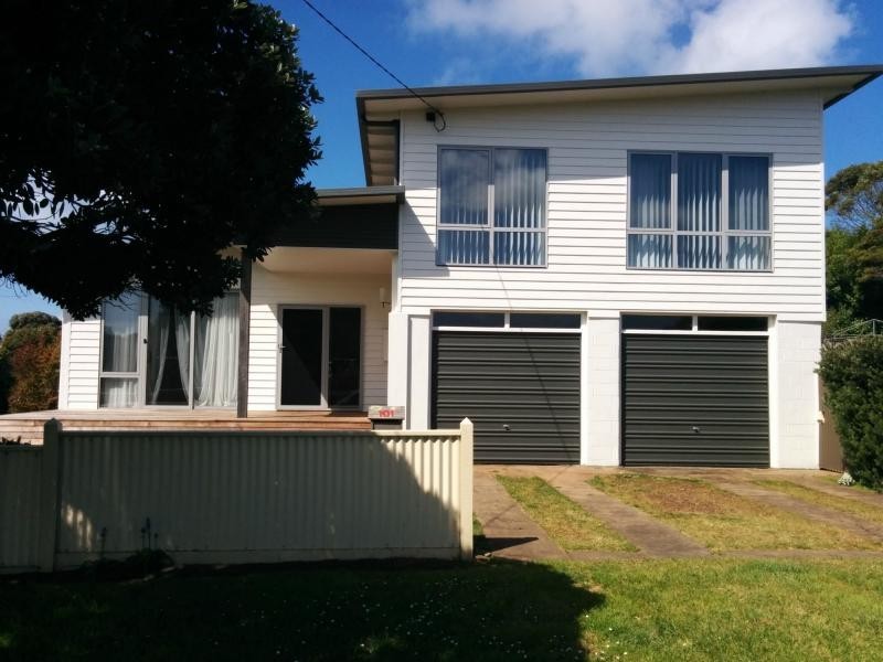101 Bank Street, Port Fairy VIC 3284