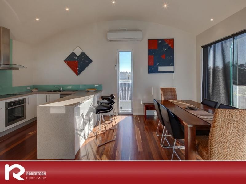 2/105 Beach Street, Port Fairy VIC 3284