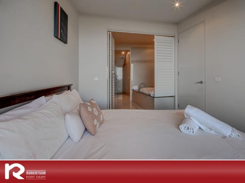 2/105 Beach Street, Port Fairy VIC 3284