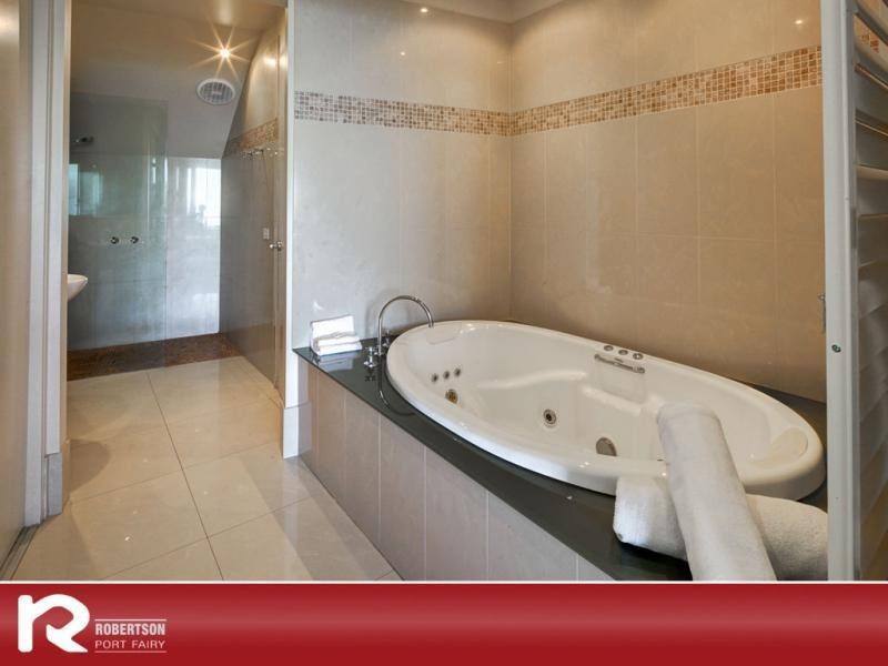 2/105 Beach Street, Port Fairy VIC 3284