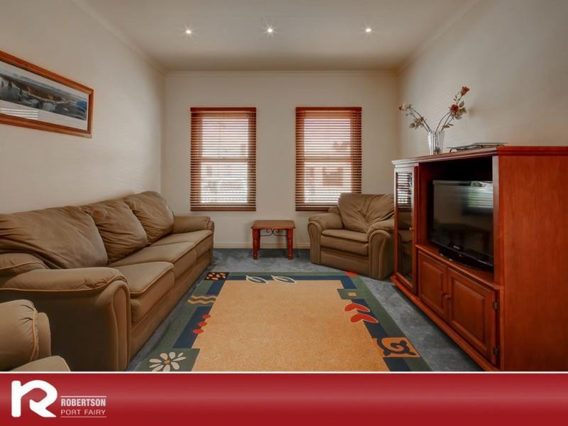 22 Cox Street, Port Fairy VIC 3284