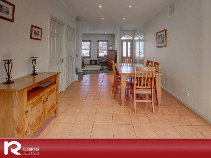 22 Cox Street, Port Fairy VIC 3284