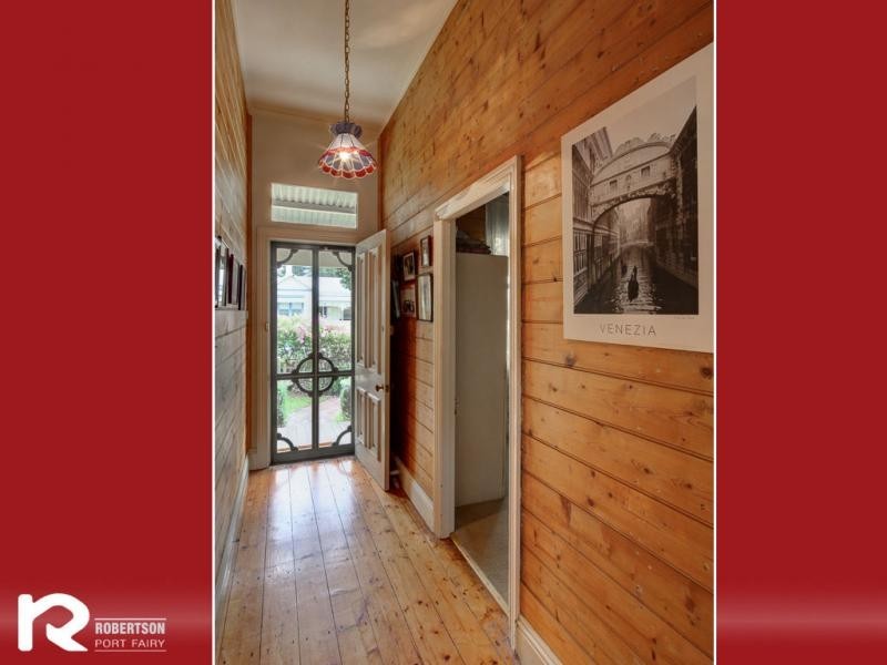 9 Wishart Street, Port Fairy VIC 3284