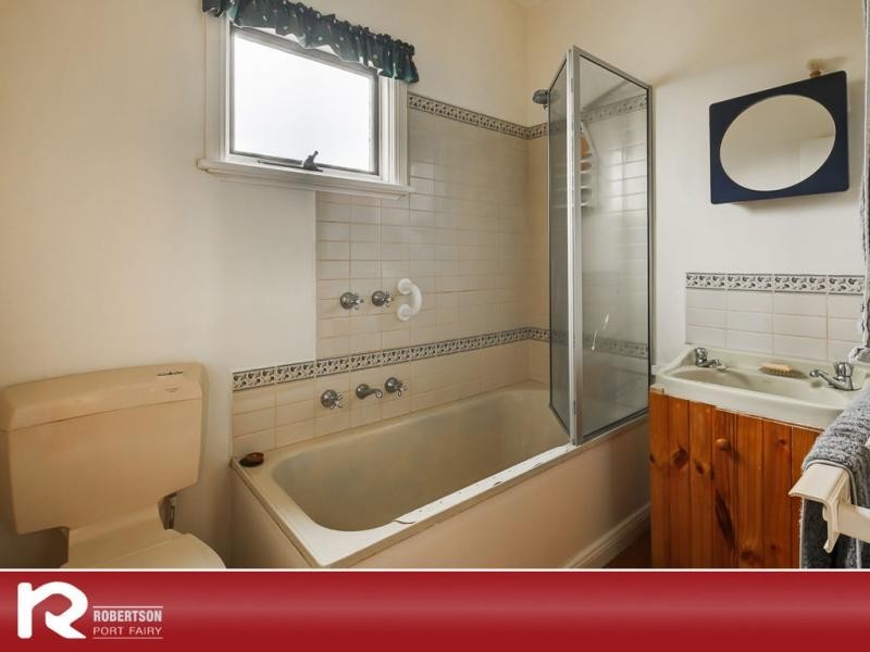 9 Wishart Street, Port Fairy VIC 3284