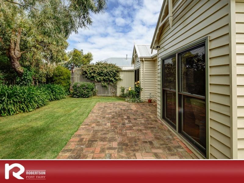 9 Wishart Street, Port Fairy VIC 3284
