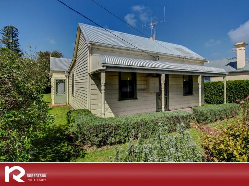 9 Wishart Street, Port Fairy VIC 3284
