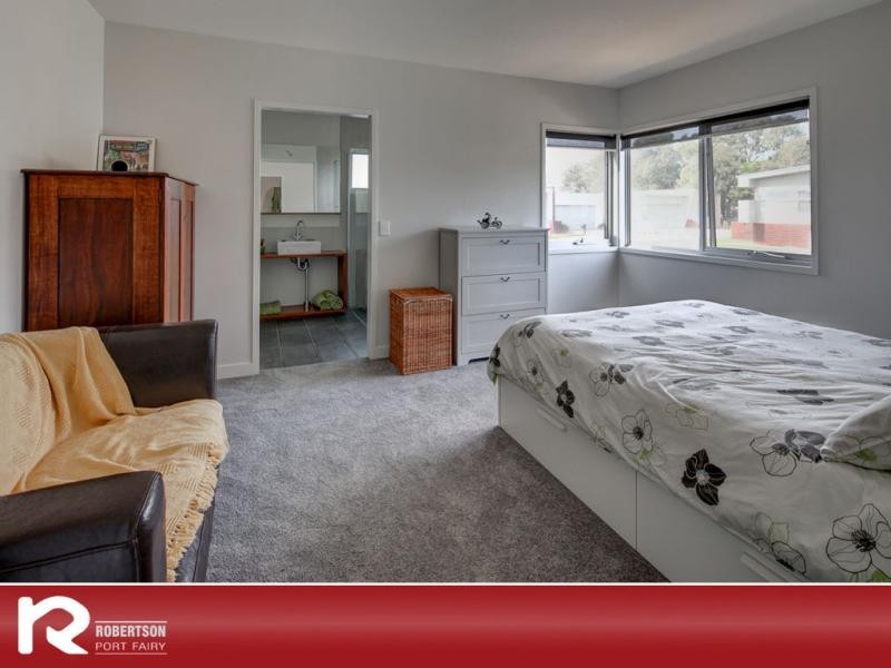 17 Mariner Court, Port Fairy VIC 3284