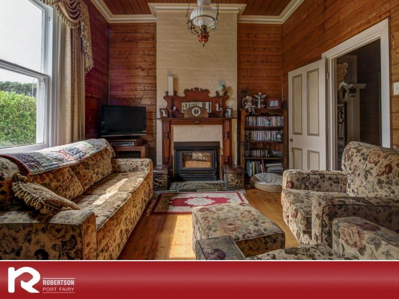 81 Cox Street, Port Fairy VIC 3284