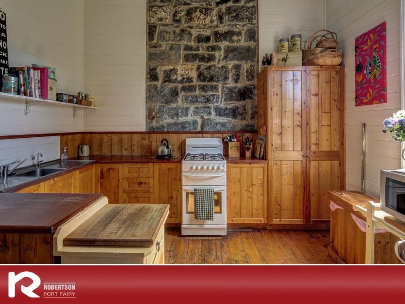 81 Cox Street, Port Fairy VIC 3284