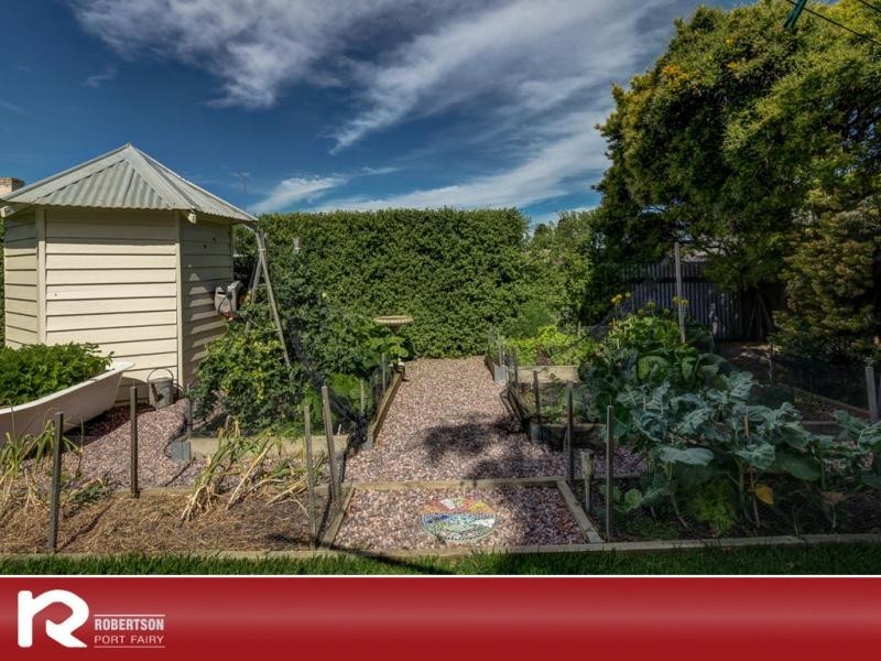 81 Cox Street, Port Fairy VIC 3284