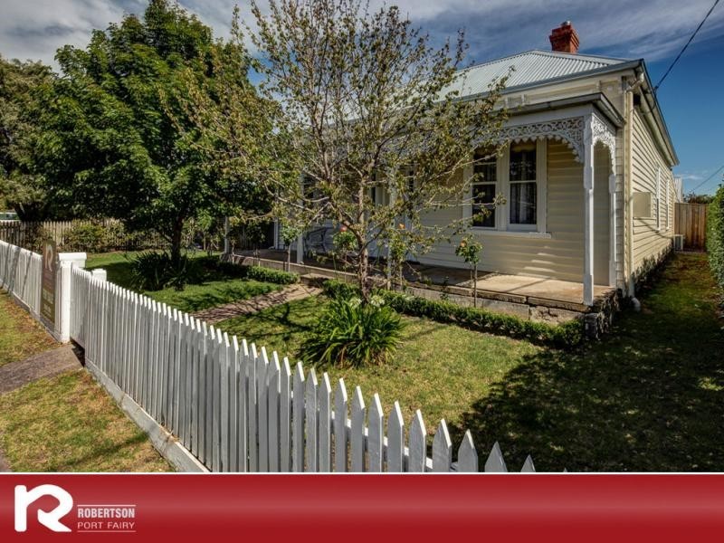 81 Cox Street, Port Fairy VIC 3284