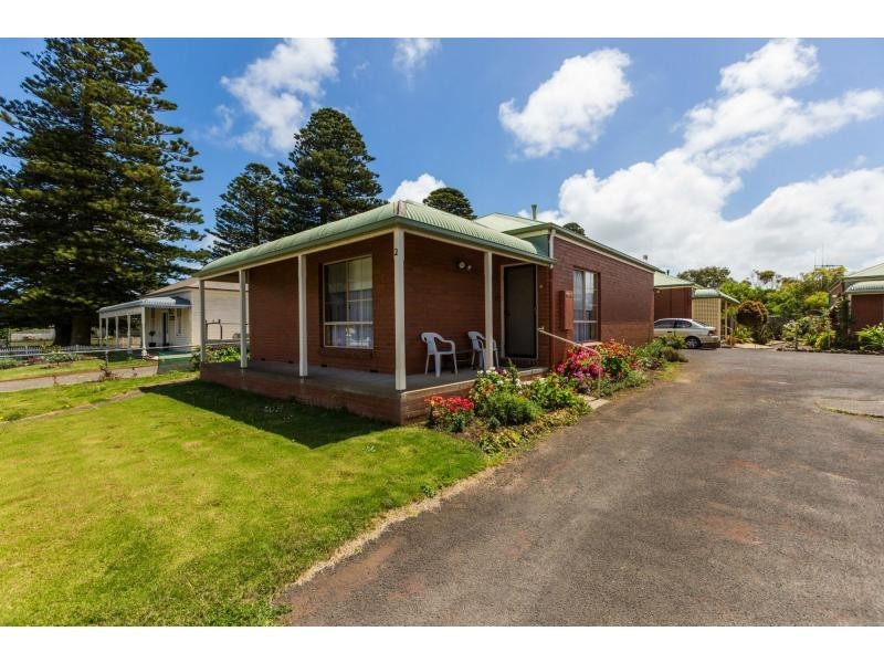 2/64 Cox Street, Port Fairy VIC 3284