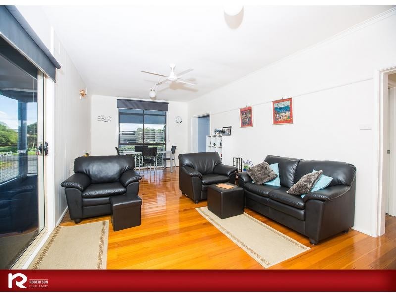 16 Mills Crescent, Port Fairy VIC 3284
