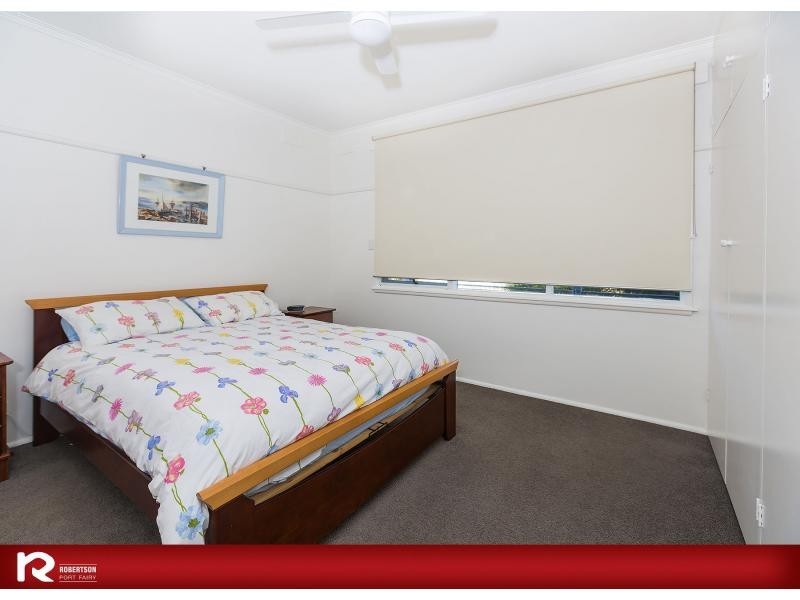 16 Mills Crescent, Port Fairy VIC 3284