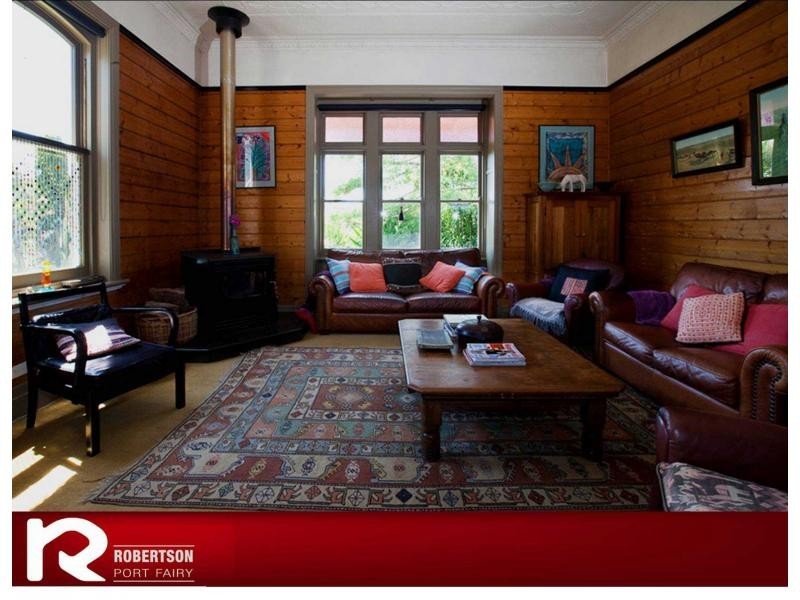 62 Princes Highway, Port Fairy VIC 3284