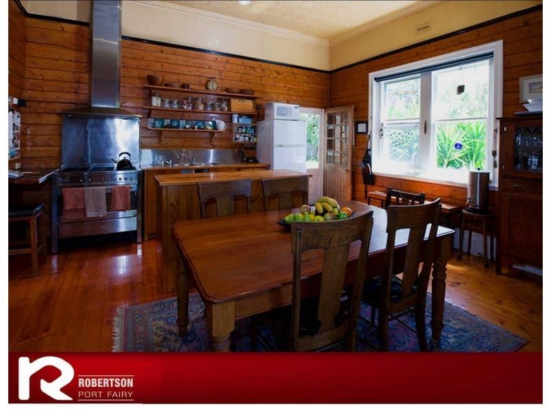 62 Princes Highway, Port Fairy VIC 3284