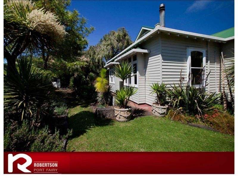 62 Princes Highway, Port Fairy VIC 3284