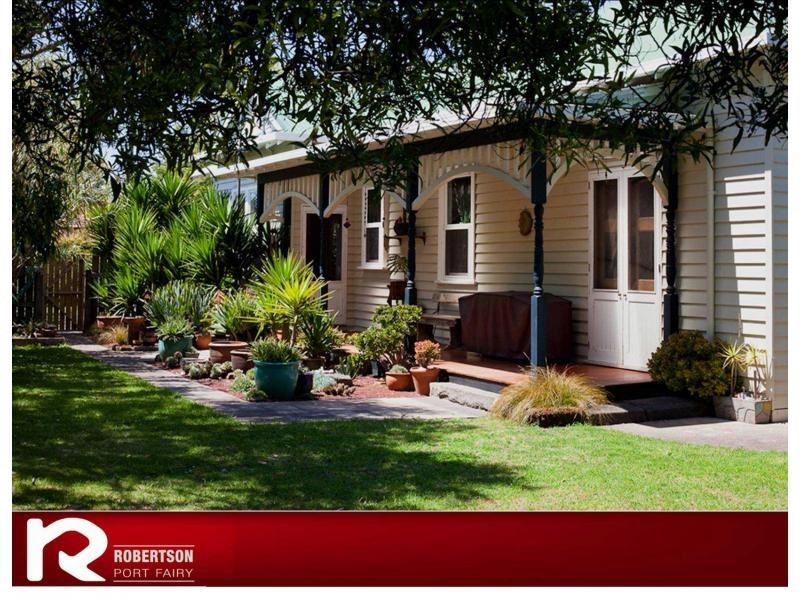 62 Princes Highway, Port Fairy VIC 3284