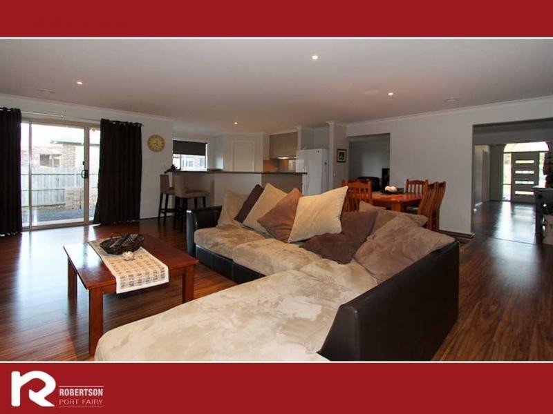 24 Dyson Street, Port Fairy VIC 3284