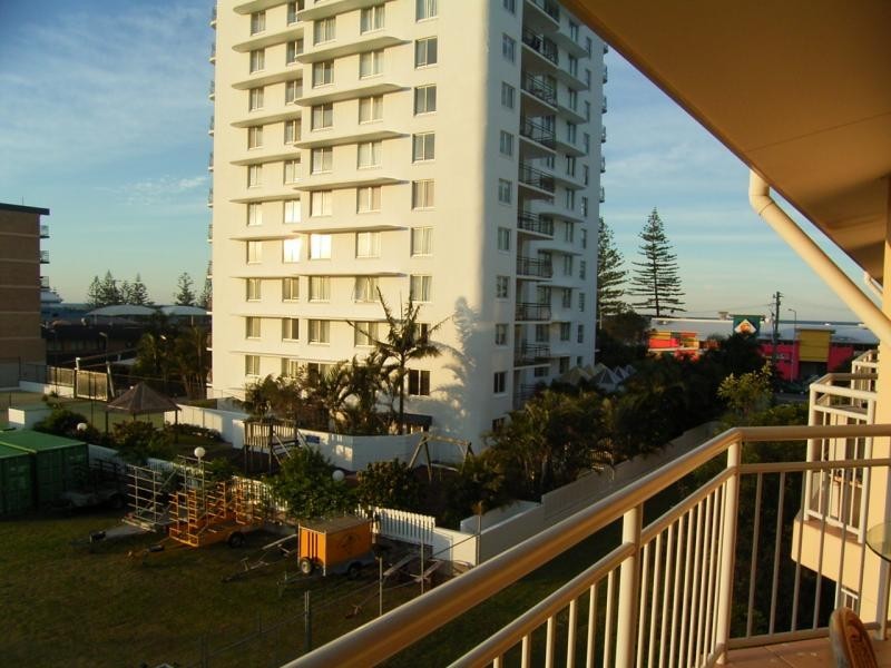 Alexandra Headland QLD 4572