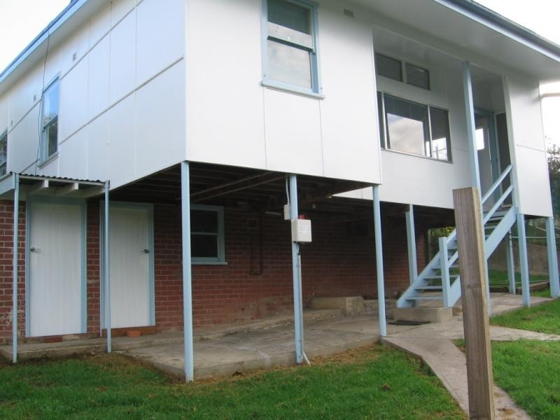 11 Bermagui Road, Cobargo NSW 2550