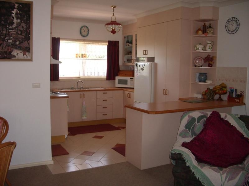26 Hoyer Street, Cobargo NSW 2550