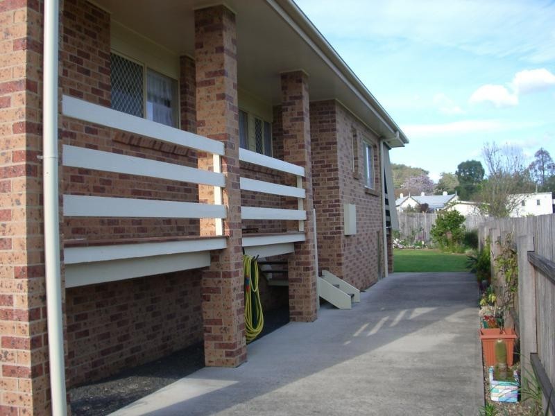 26 Hoyer Street, Cobargo NSW 2550