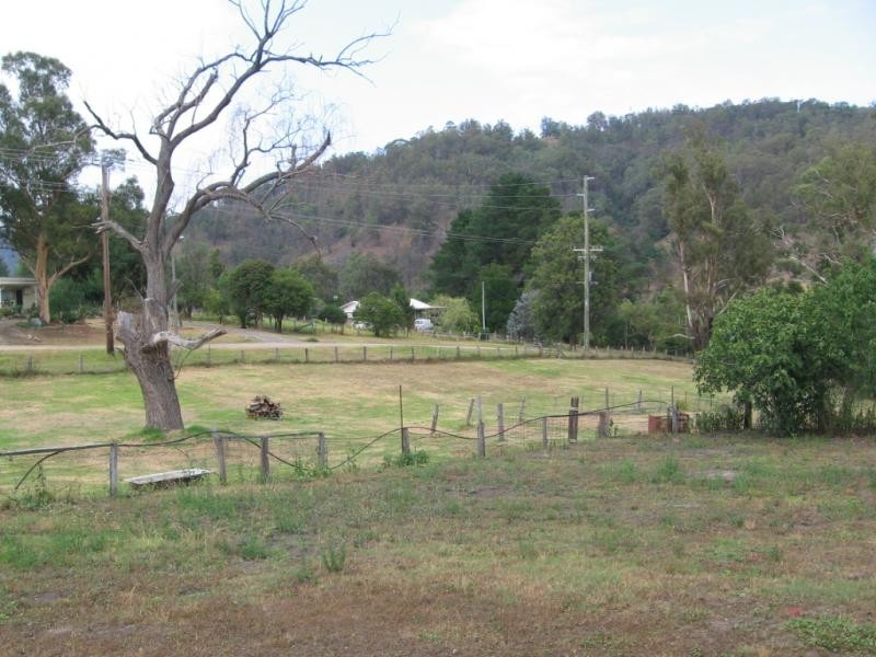 6 Narira Street, Cobargo NSW 2550