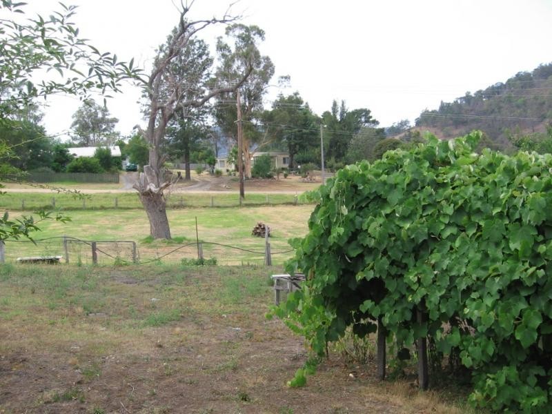 6 Narira Street, Cobargo NSW 2550