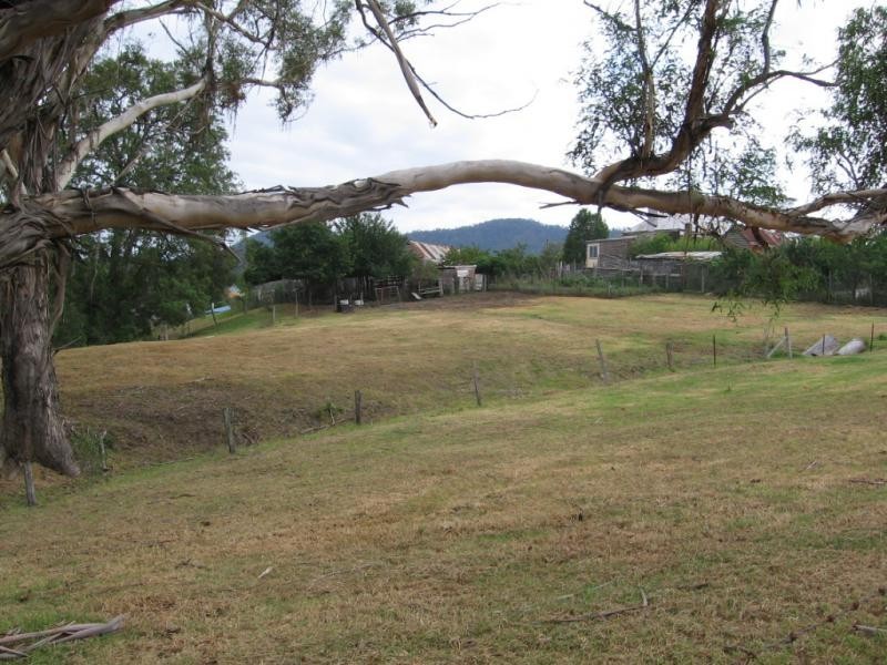 6 Narira Street, Cobargo NSW 2550