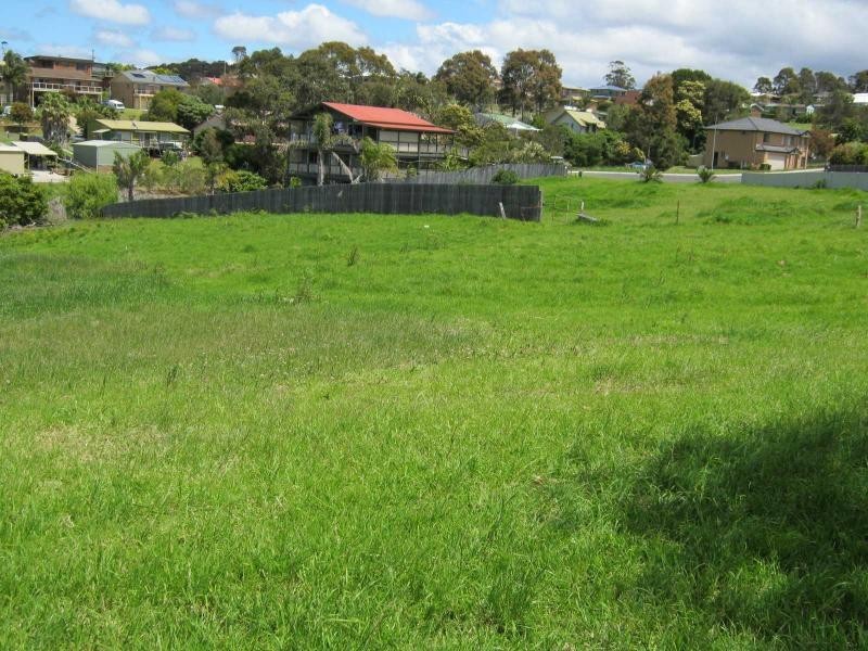 12 Hay Street, Bermagui NSW 2546